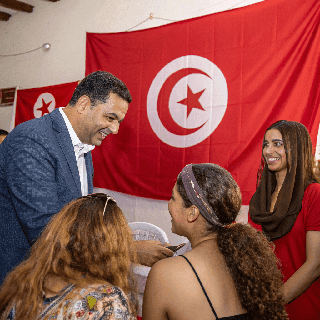 تقديم مبادرات واجبنا للشباب